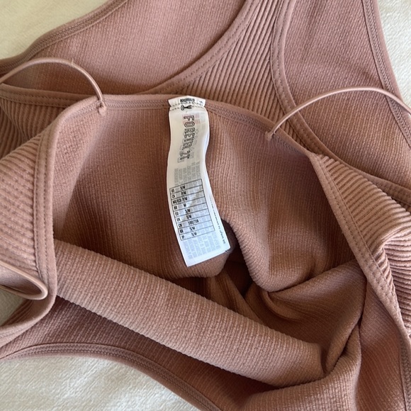 Ribbed Bodysuit - Picture 6 of 7